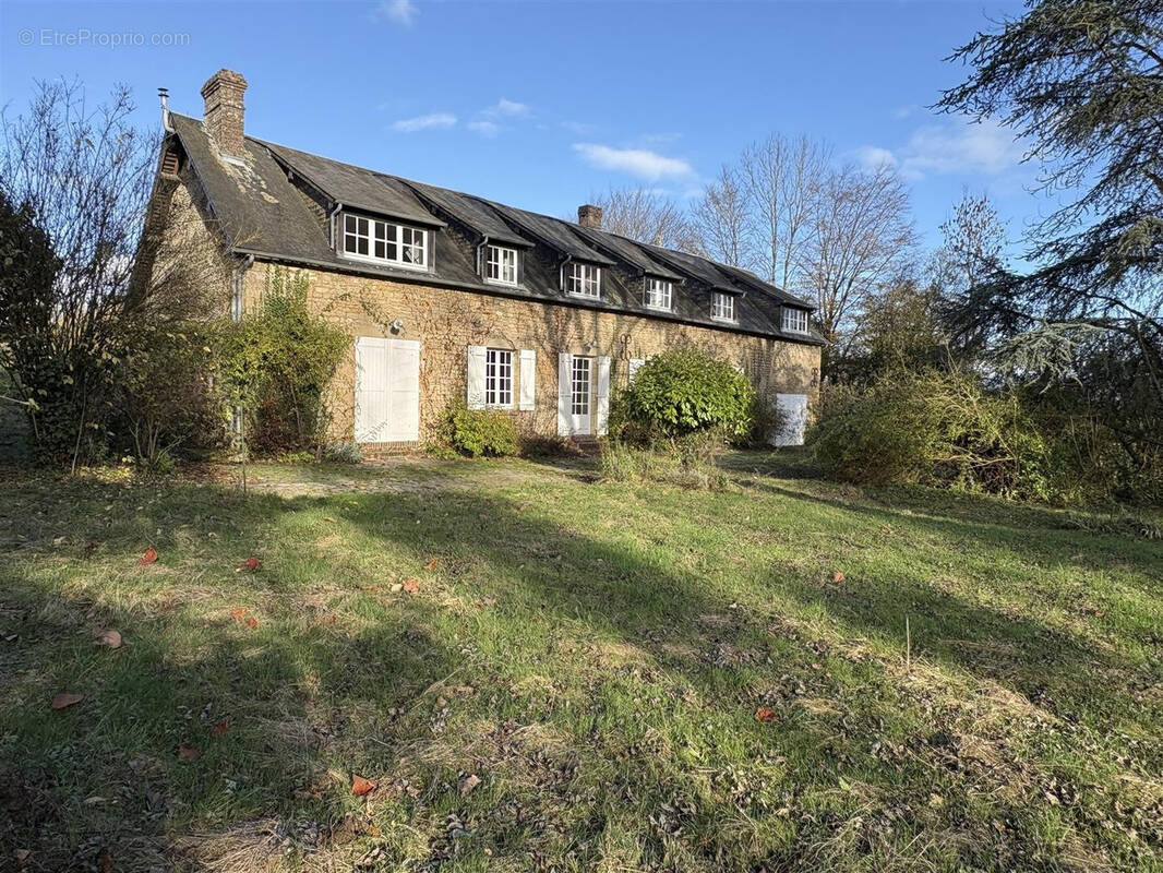 Maison à SAINT-GERMAIN-LE-VIEUX