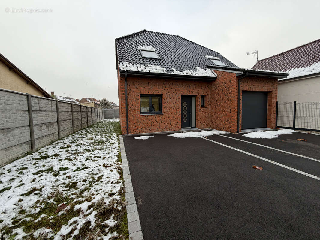 Maison à SAINT-AMAND-LES-EAUX