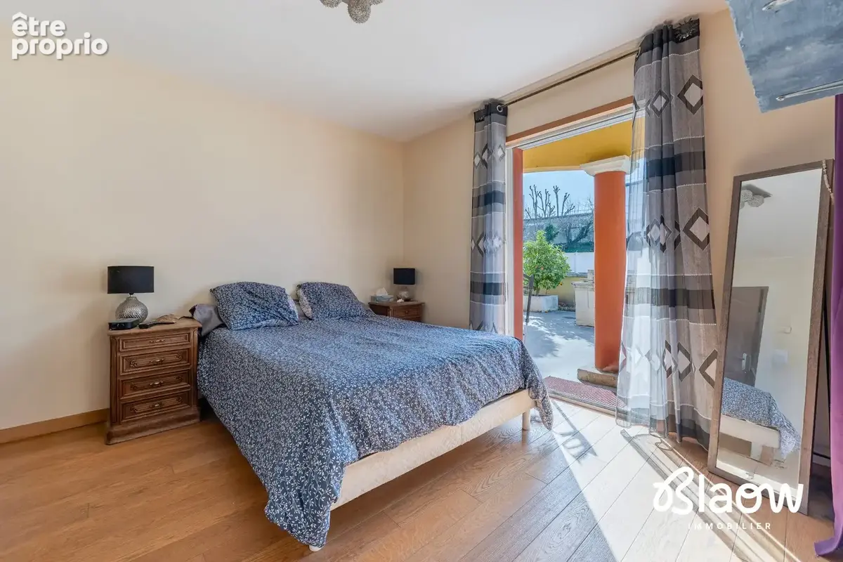 Maison 5 pièces 123 m² à vendre à Decines-Charpieu (69150) - photo 4