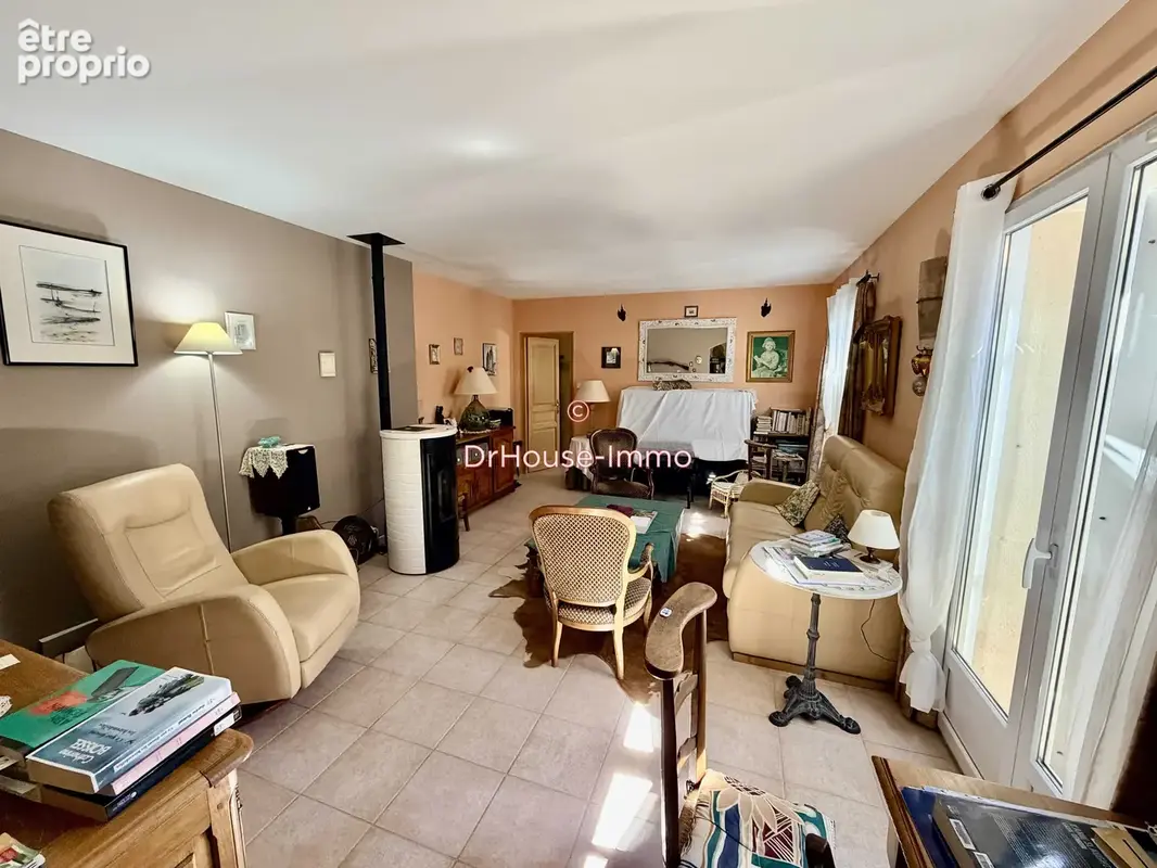 Maison 186 m² à Vaison-La-Romaine  - photo 4