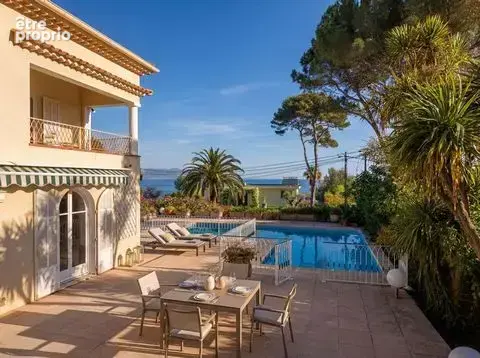 Maison 7 pièces 300 m² à vendre à Antibes (06600) - photo 2