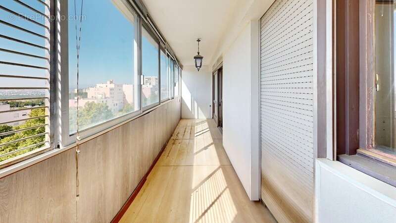 Appartement à RILLIEUX-LA-PAPE
