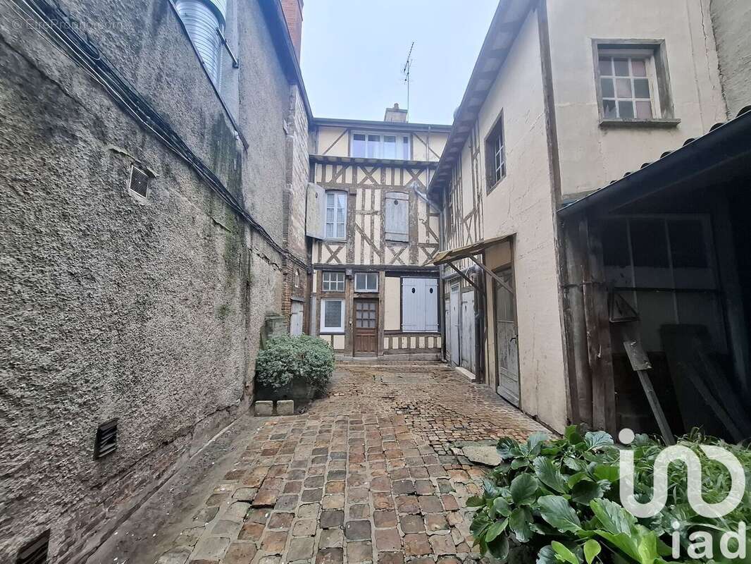 Photo 2 - Appartement à TROYES