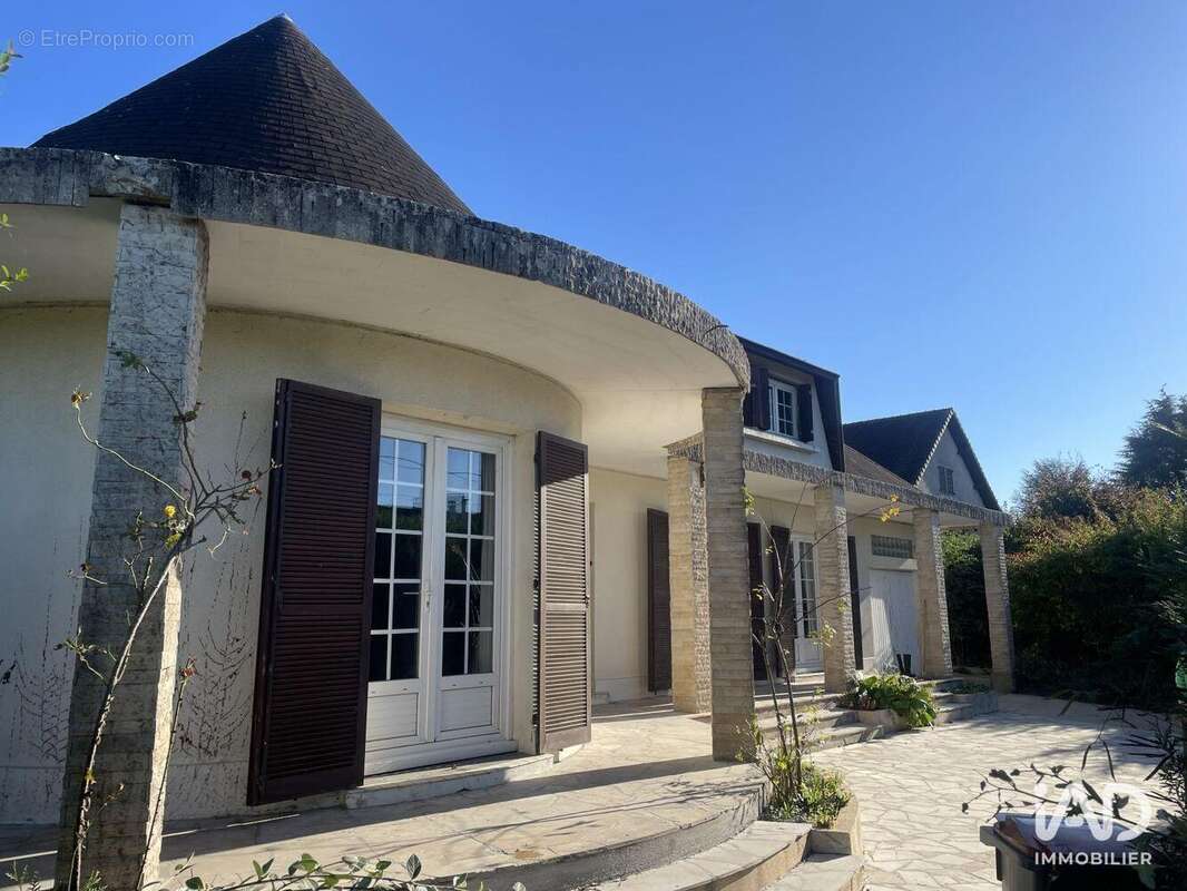 Photo 2 - Maison à COURTENAY