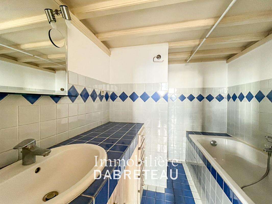 Appartement à LYON-4E