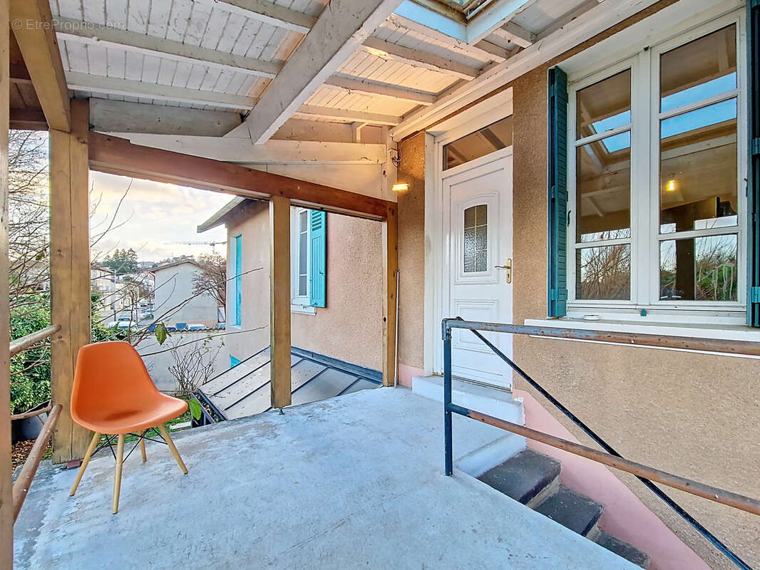 Maison à SAINT-SYMPHORIEN-D&#039;OZON