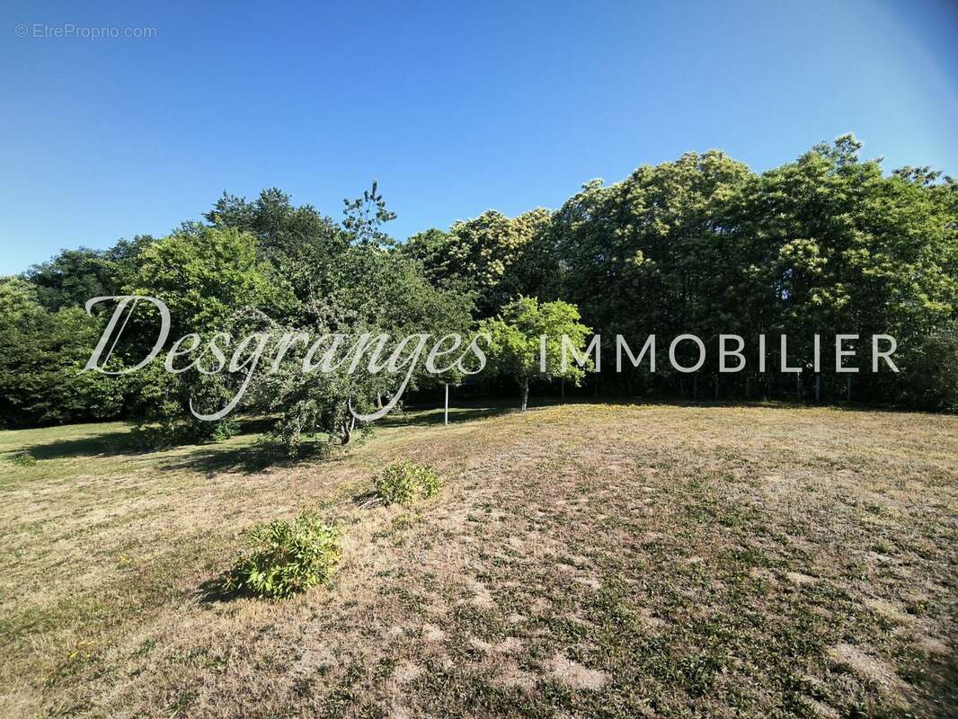 Maison 80 m² à Bussiere-Galant  - photo 2