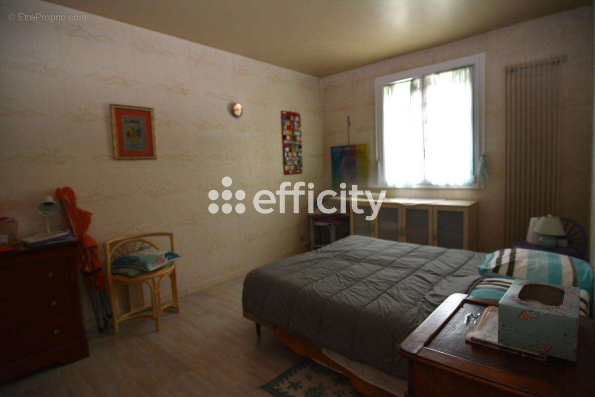 Maison 165 m² à Yerres  - photo 14