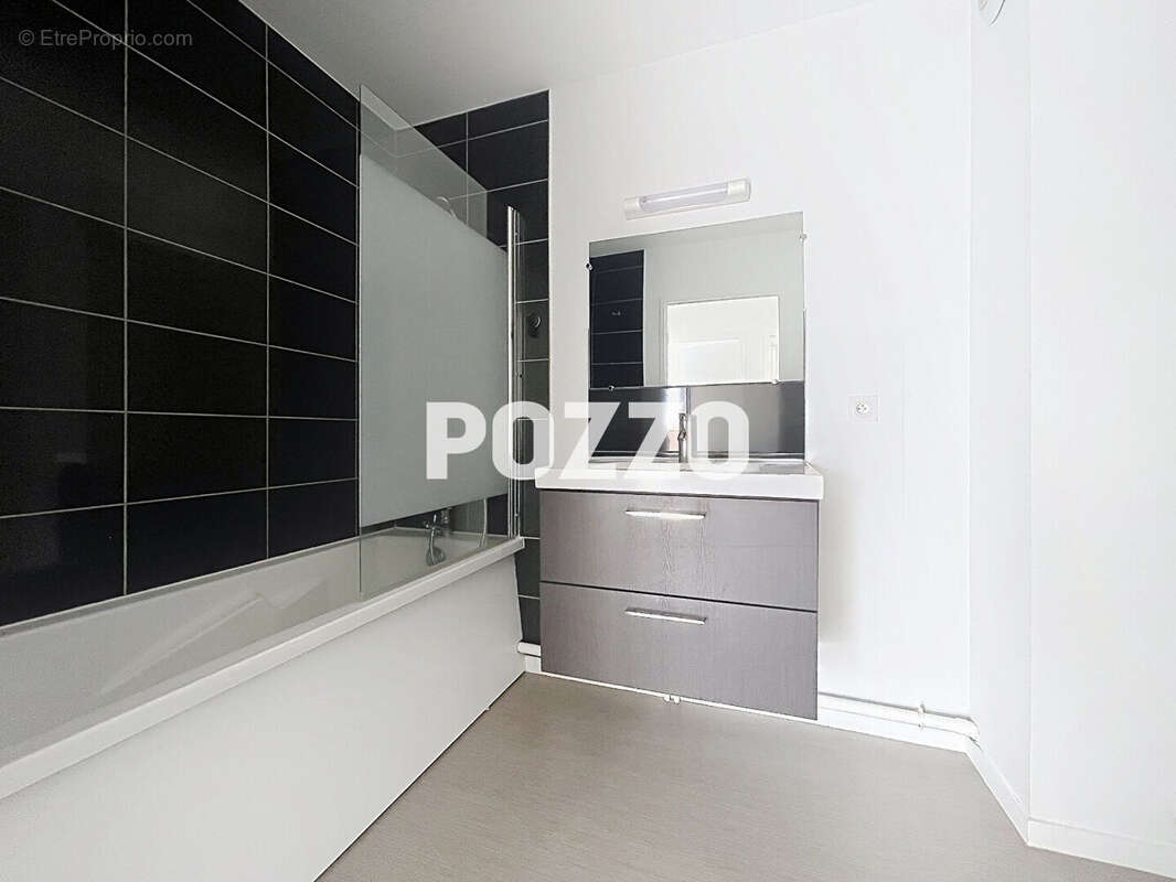 Appartement à COLOMBELLES