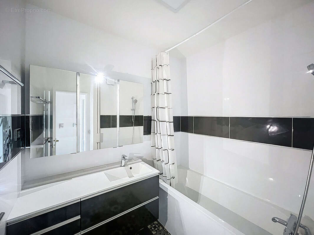 Appartement à FONTENAY-AUX-ROSES