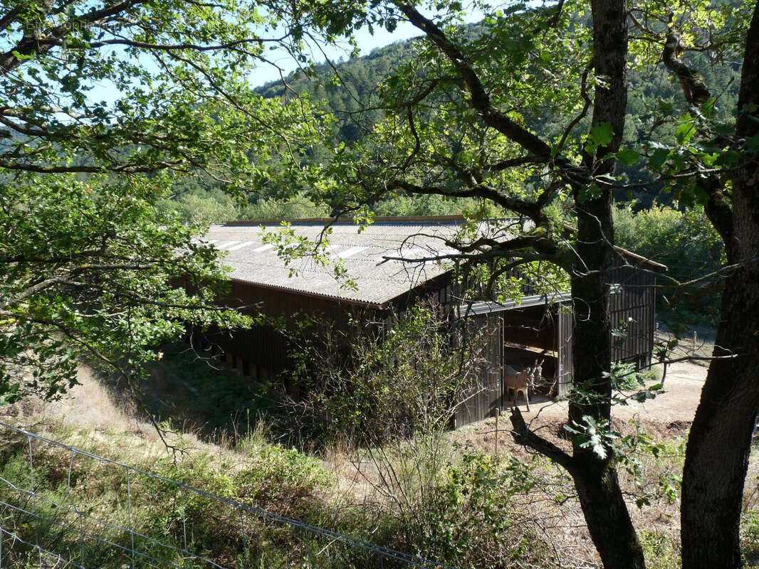 Autre à SAINT-HILAIRE