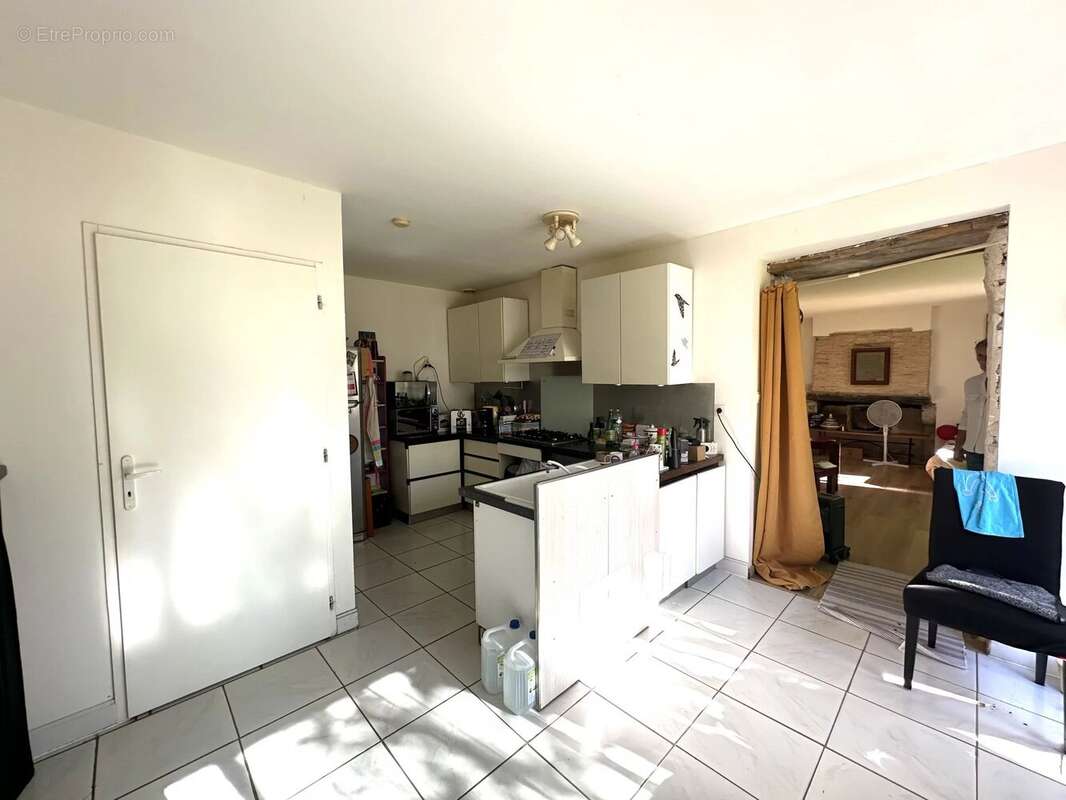 Appartement à ETAULIERS