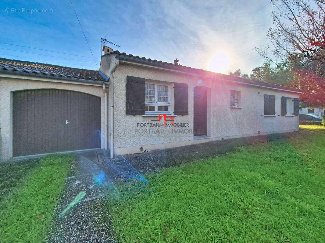 Maison à CARBON-BLANC