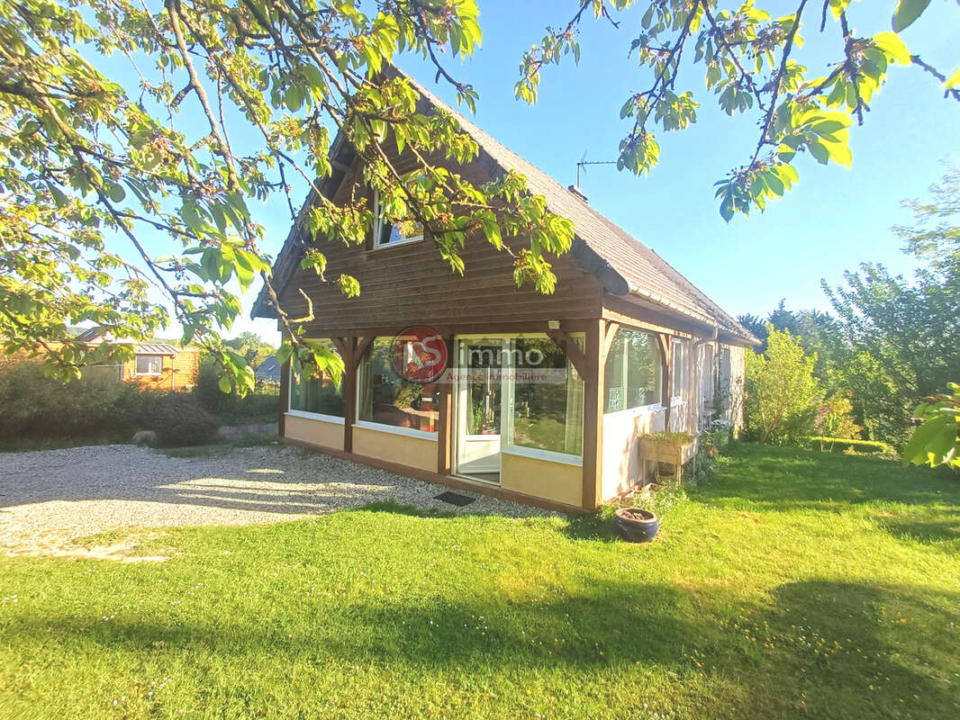 Maison à MARTIN-EGLISE