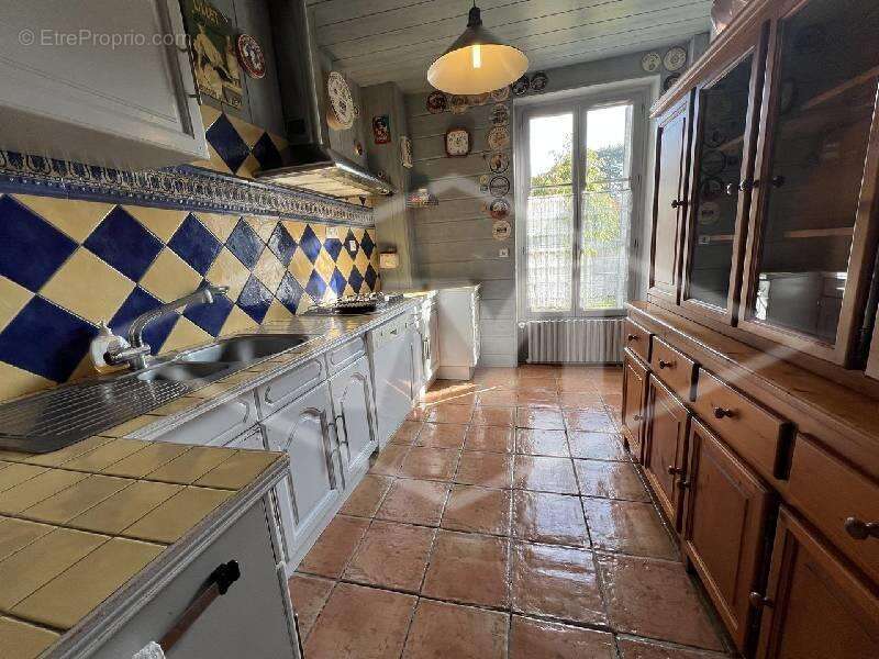 Maison à COMBS-LA-VILLE