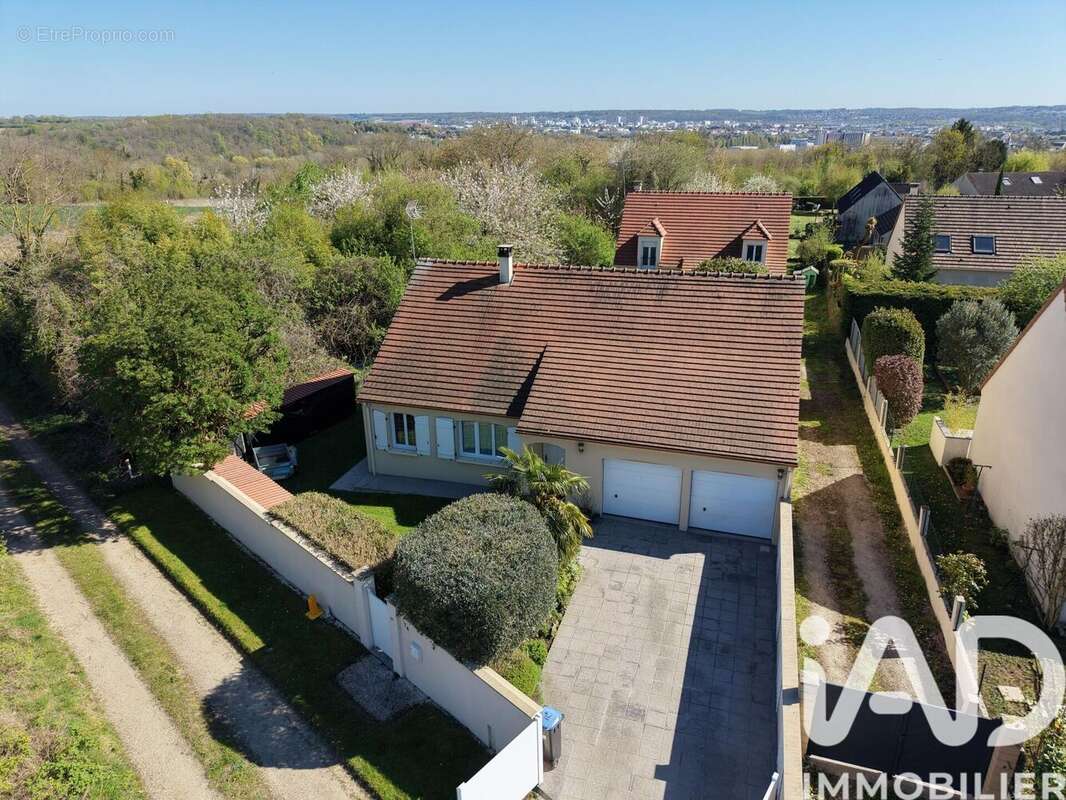 Photo 2 - Maison à CREGY-LES-MEAUX