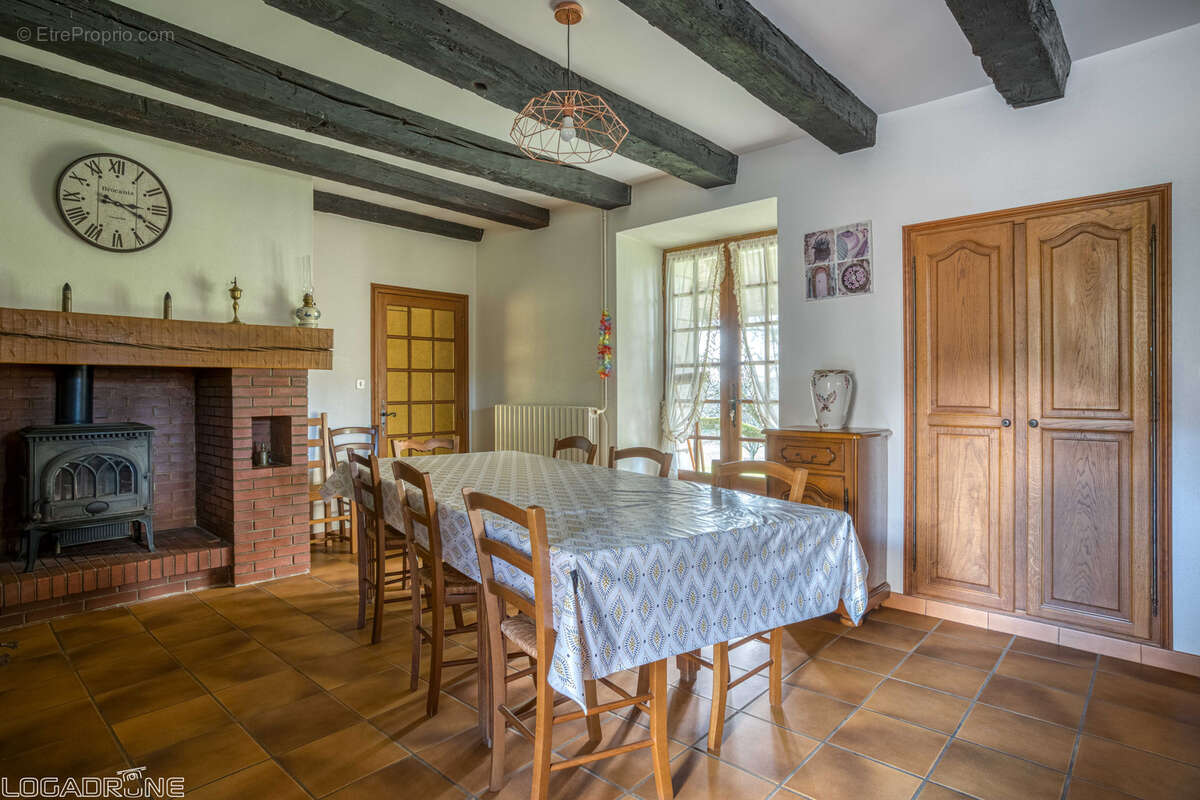 Maison à VILLAMBLARD