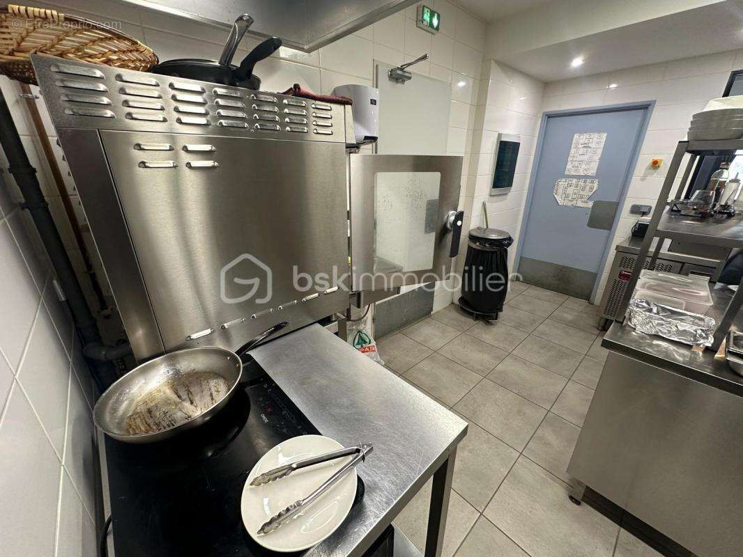 Commerce à LA CHARITE-SUR-LOIRE