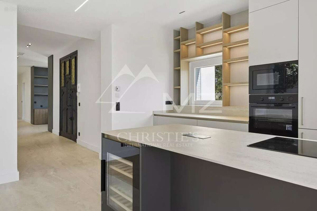 Le Cannet Europe : des volumes exceptionnels pour cet appartement - photo 13