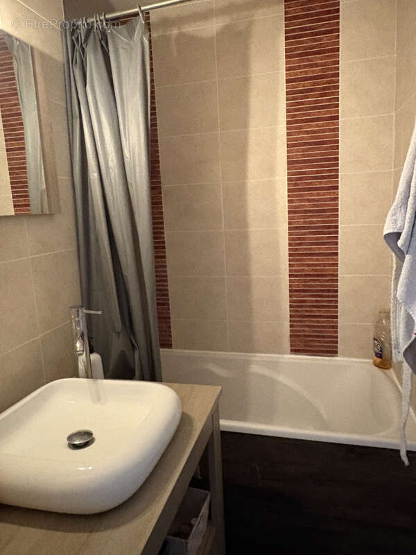 BEAUREPAIRE EXCLUSIVITE : appartement 62m2 actuellement loué - photo 10