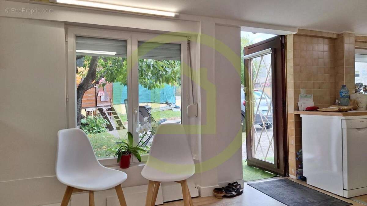 Maison à LE BLANC-MESNIL