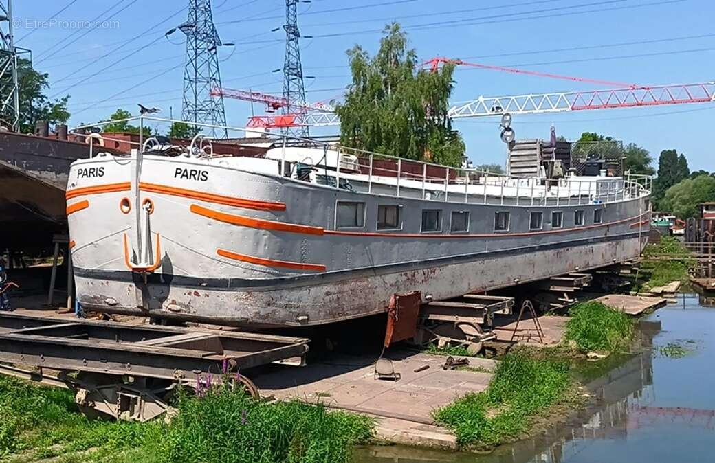 Maison à VILLENEUVE-LA-GARENNE