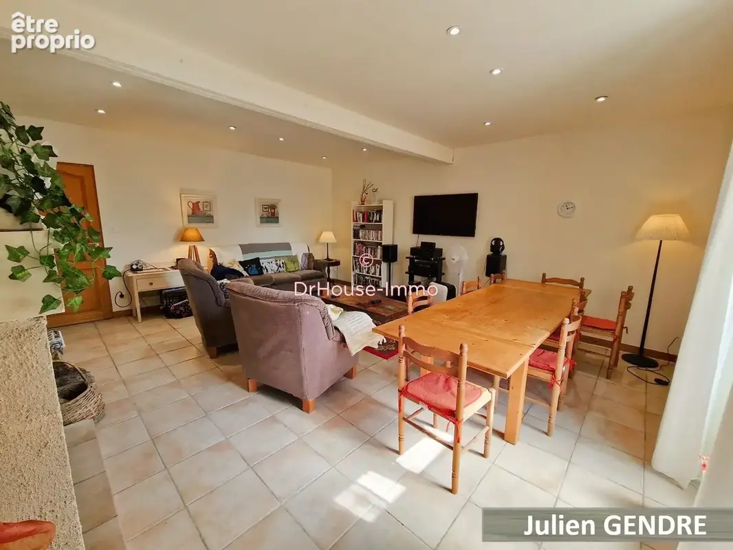 Maison 4 pièces 110 m² à vendre à Ensigne (79170) - photo 7
