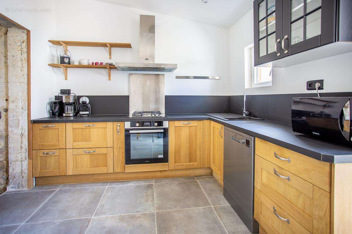 Maison à RUELLE-SUR-TOUVRE