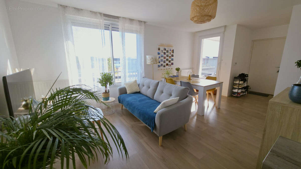 Appartement Le Rheu 2 pièces 45 m2 - photo 4
