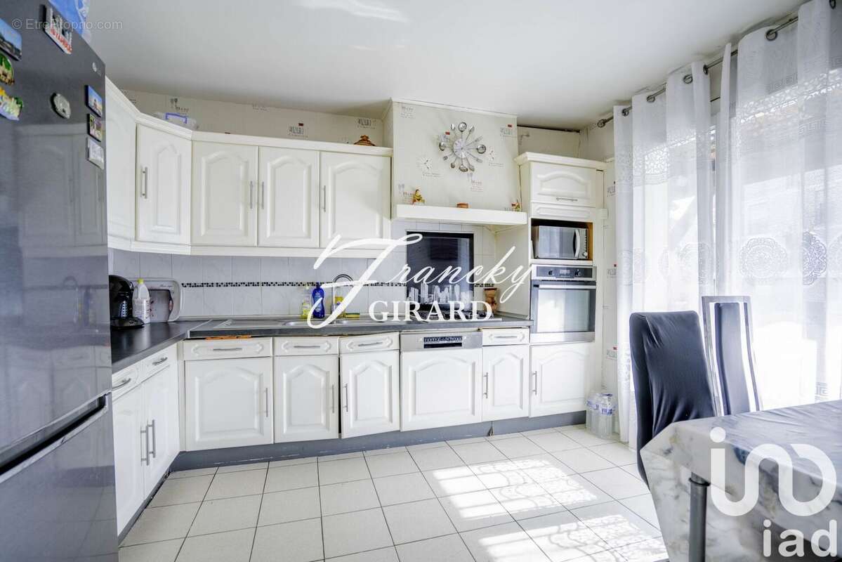 Photo 3 - Maison à VILLIERS-LE-BEL