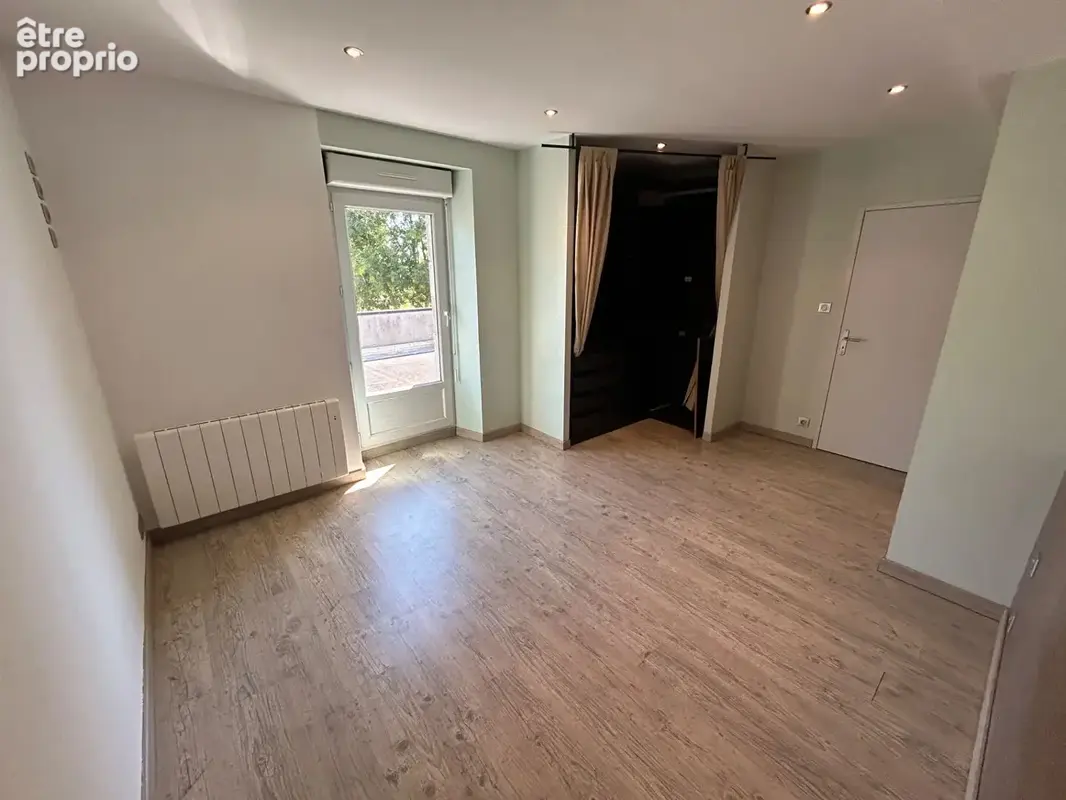 PLOUGAR- Maison - 6 pièces - 159m2 - photo 12