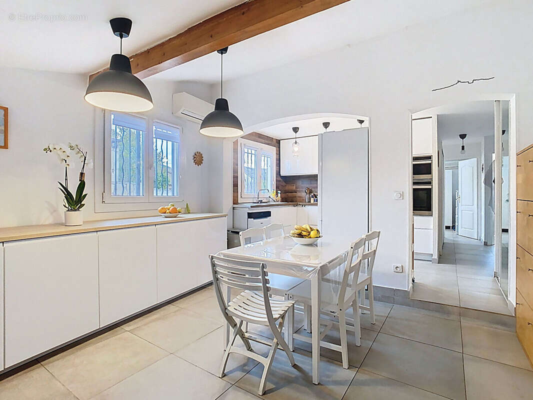 Maison à GIGNAC-LA-NERTHE