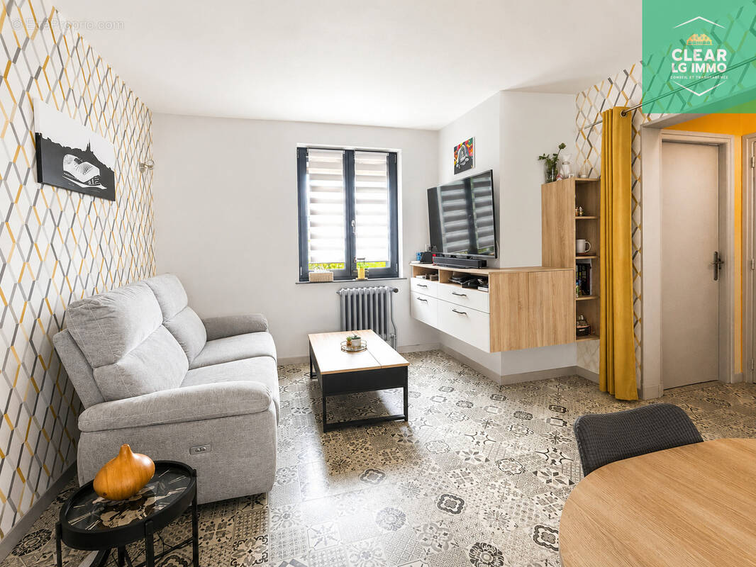 Maison à MONTOIS-LA-MONTAGNE