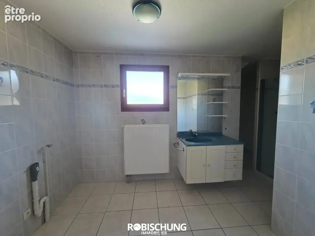 WALHEIM : Appartement au dernier étage avec beaux volumes - photo 8