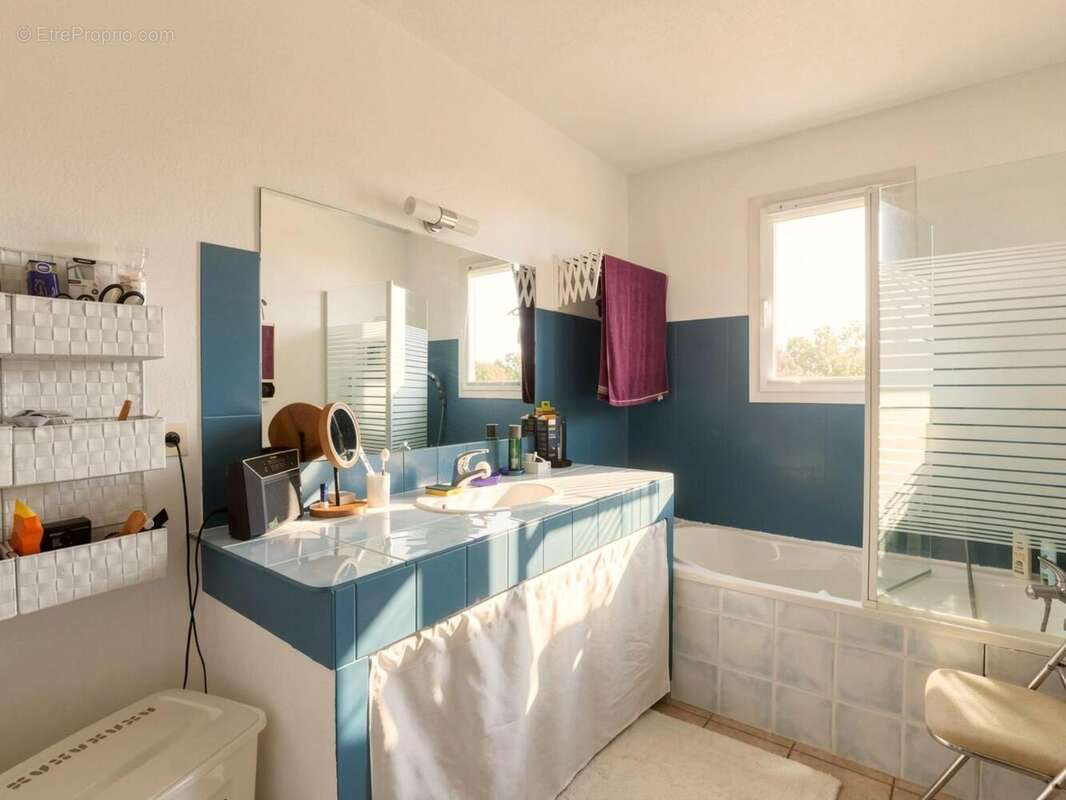   - Maison à AUBENAS