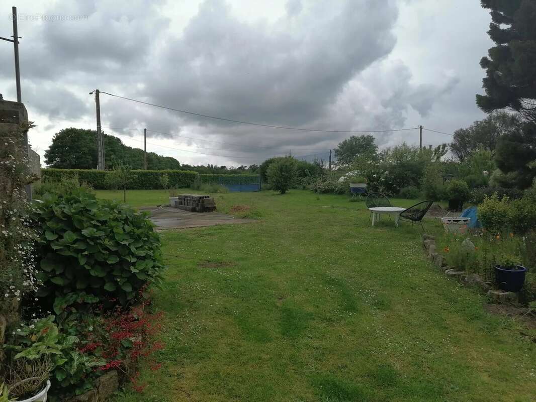 Maison à POULDERGAT