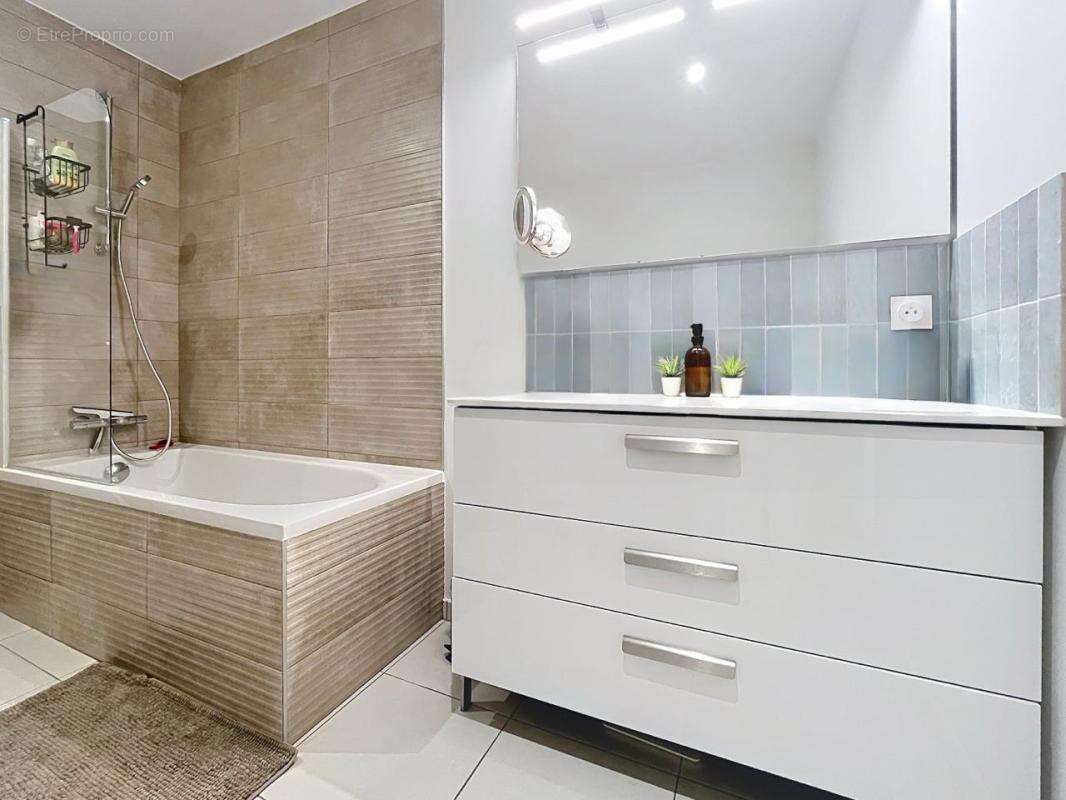 Appartement à URRUGNE