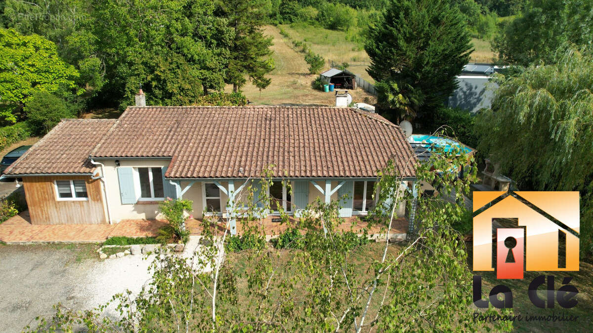 Maison 113 m² à Colayrac-Saint-Cirq  - photo 3