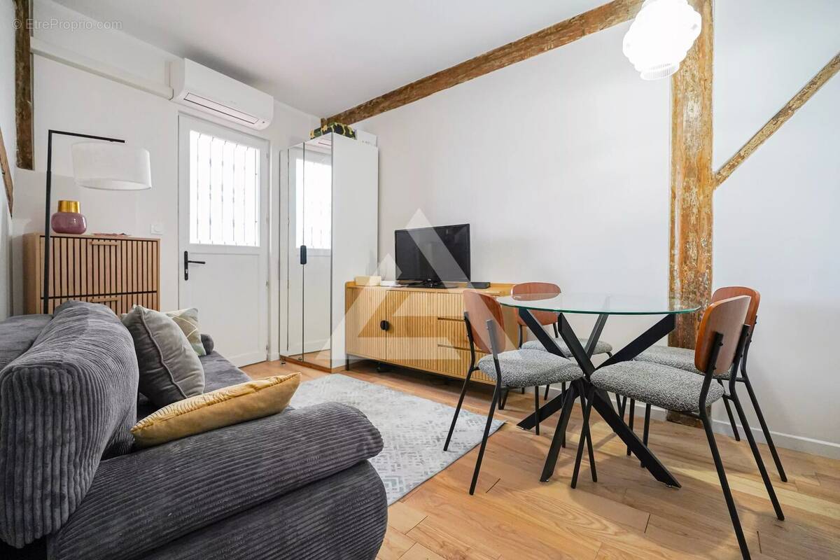 Appartement à CAP-D'AIL