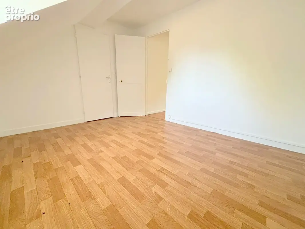 A VENDRE - Maison de ville à Chaumont en Vexin -  3 pièces - cave - photo 7