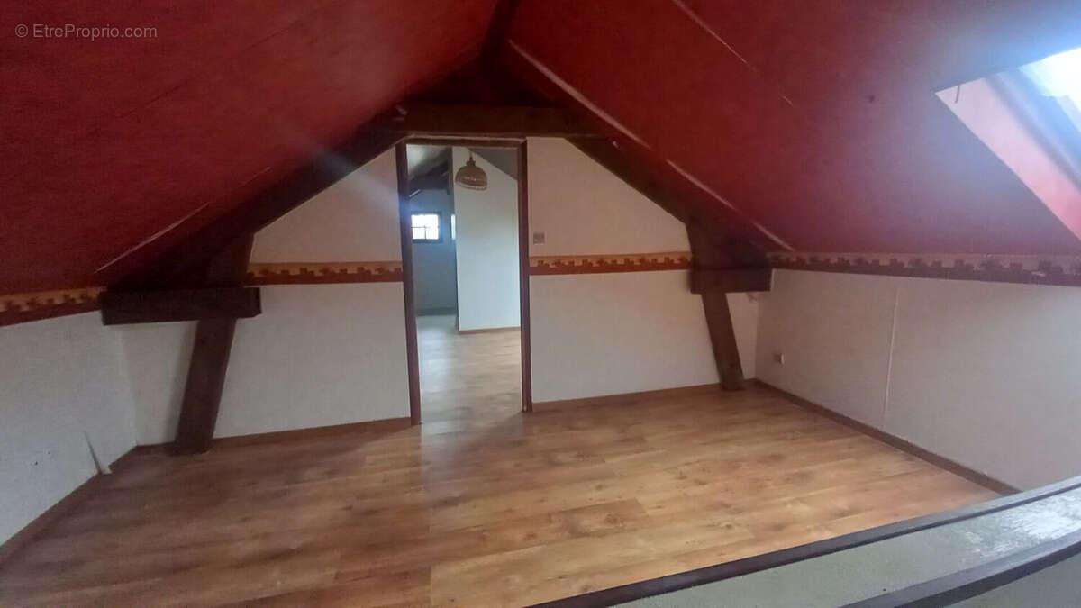 Maison à HAUTION