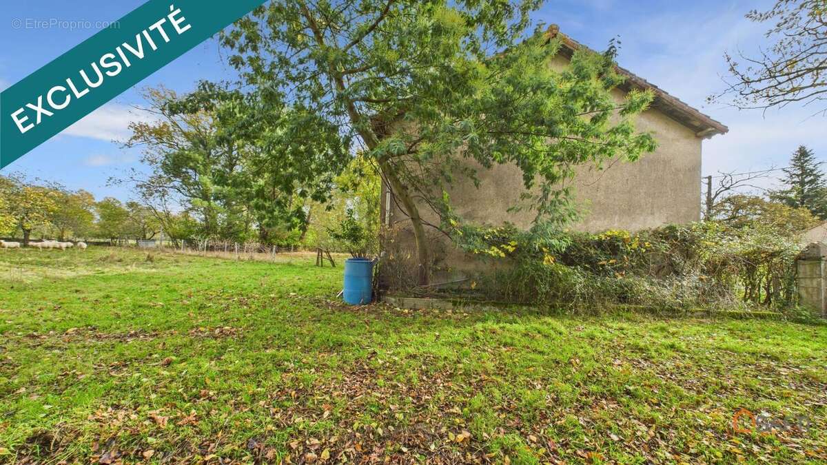 Photo 2 - Maison à ADRIERS