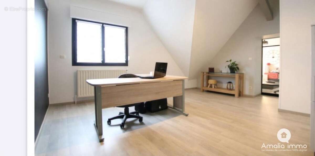 Maison à LES RUES-DES-VIGNES