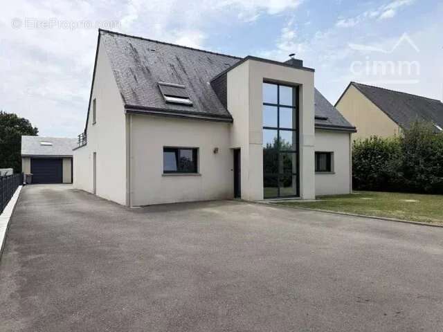 Maison 160 m² avec double garage de 100 m² - photo 1