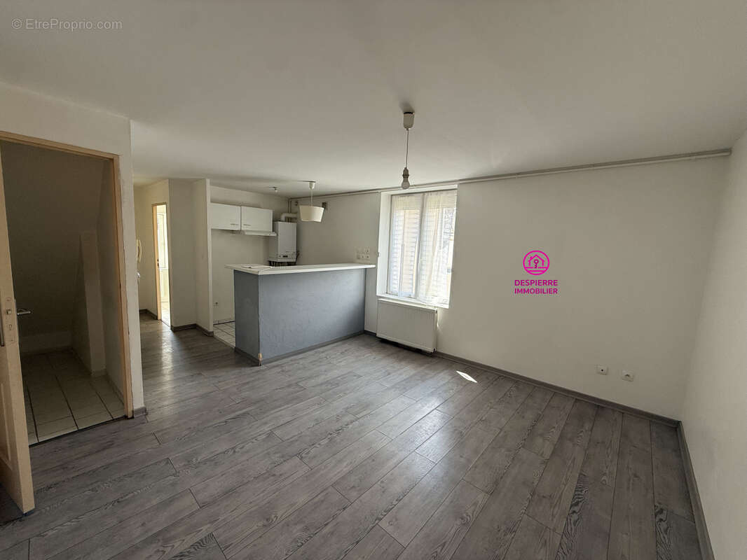 Immeuble - 4 appartements - - photo 12