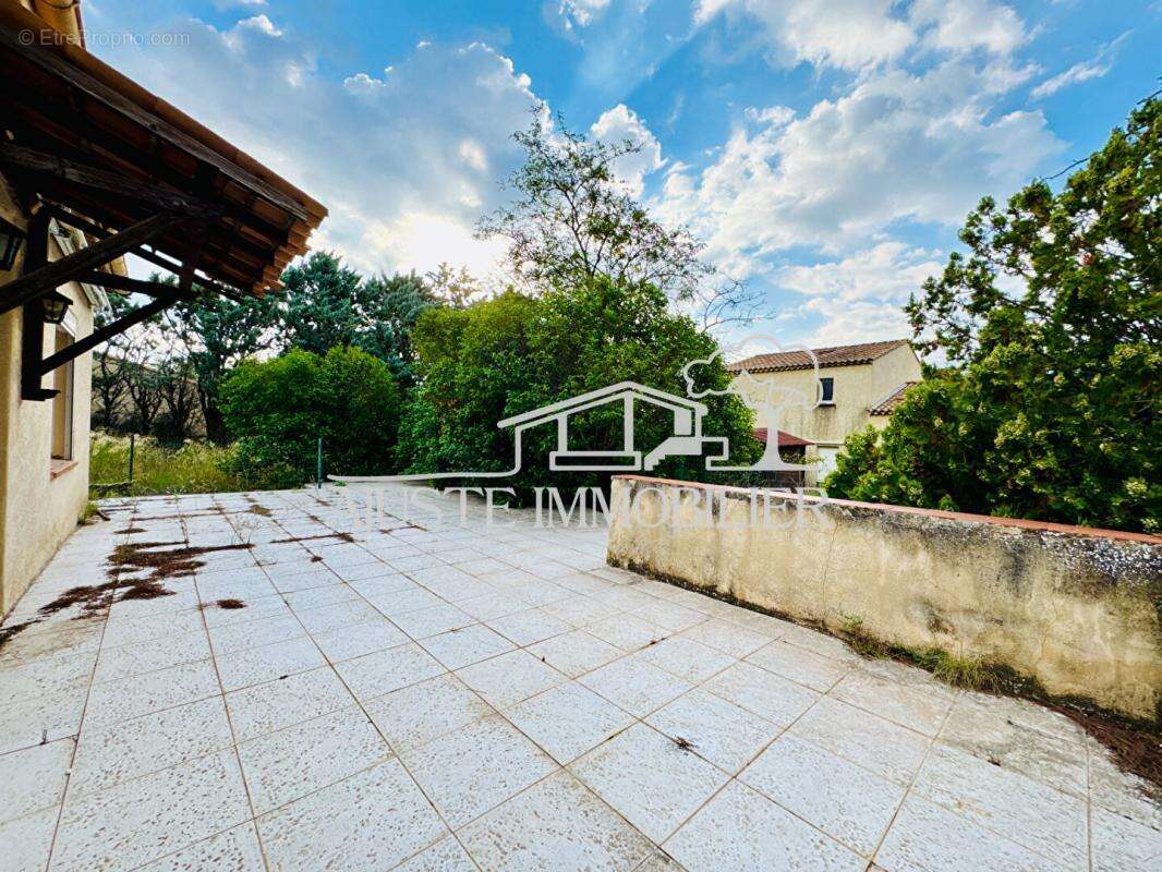 Maison à LA FARE-LES-OLIVIERS