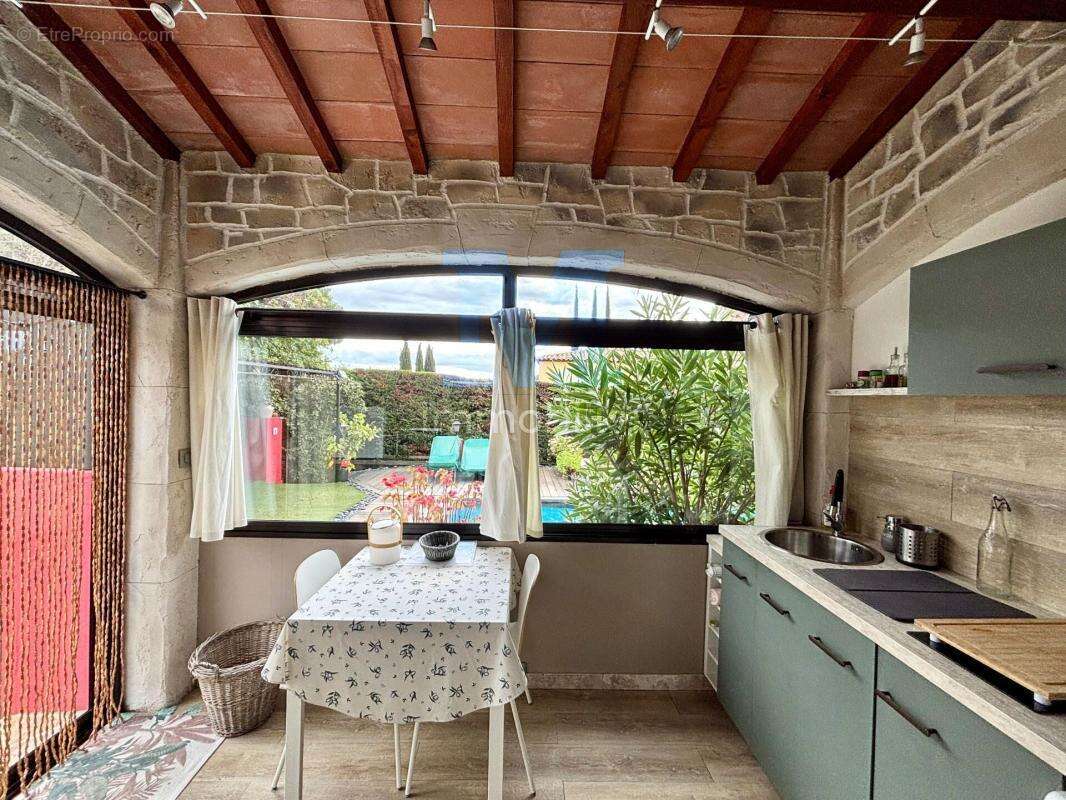 Maison à LA CADIERE-D'AZUR