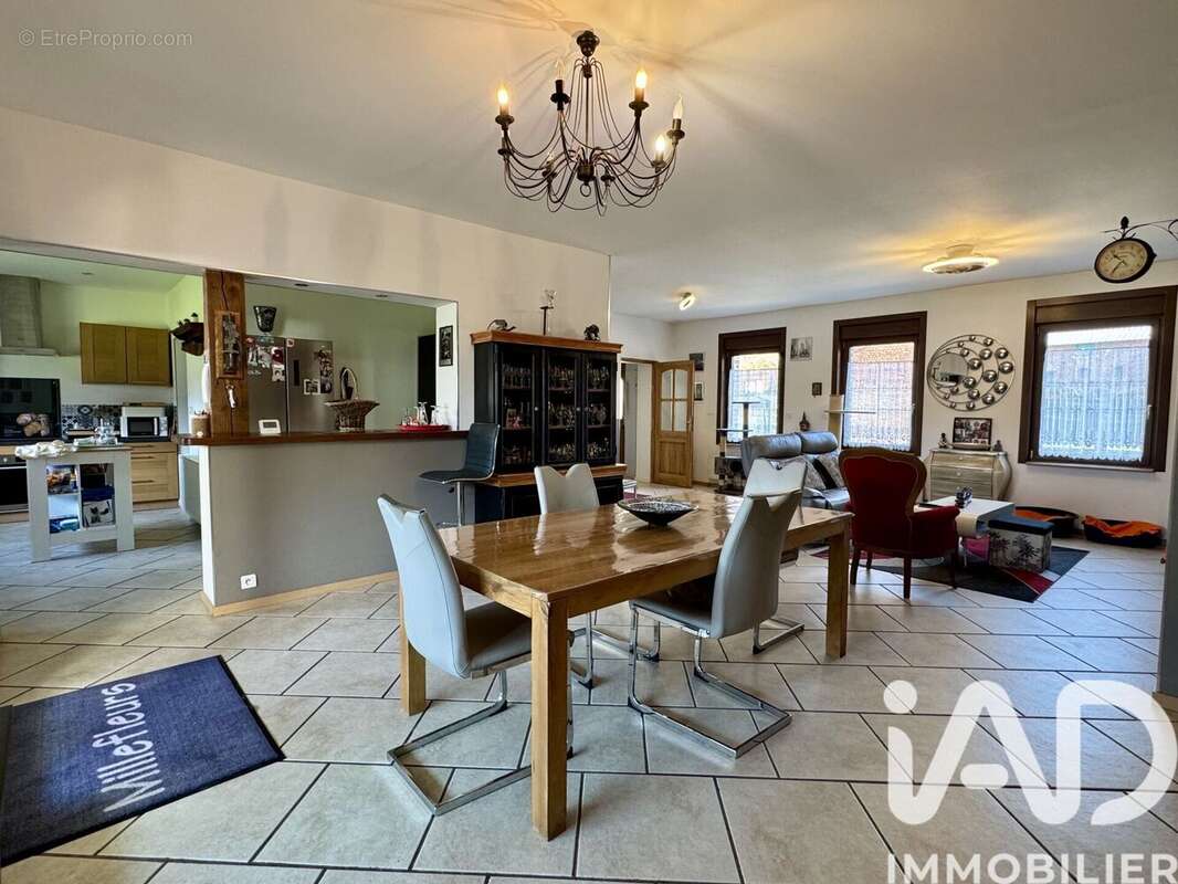 Photo 4 - Maison à NEUVILLE-SUR-ESCAUT