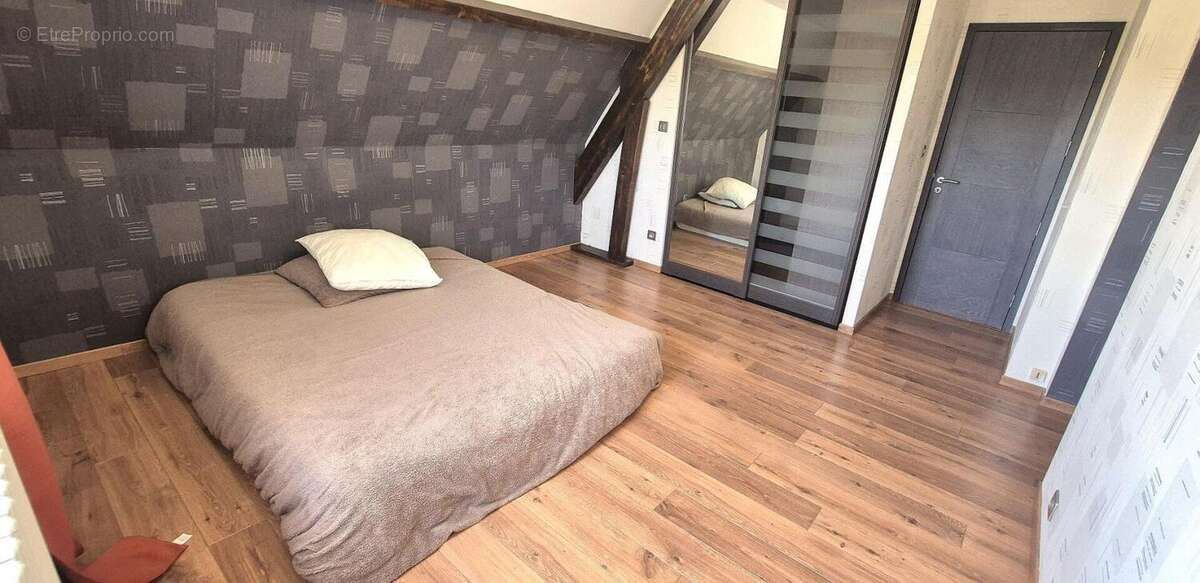 Belle Propriété Contemporaine ou Superbe Villa de 166 m² entièrement rénovée avec sa Piscine sécurisée de 40 m², Balcon, Terrass - photo 15