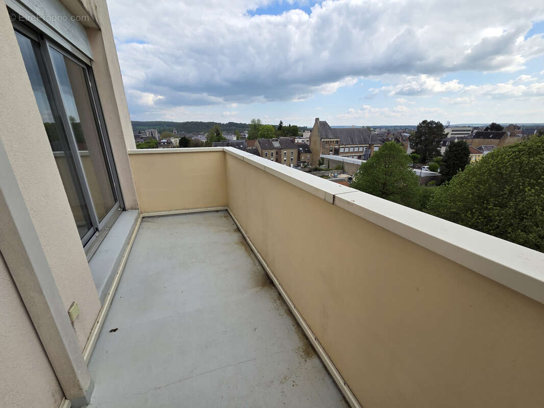 Appartement à CHARLEVILLE-MEZIERES